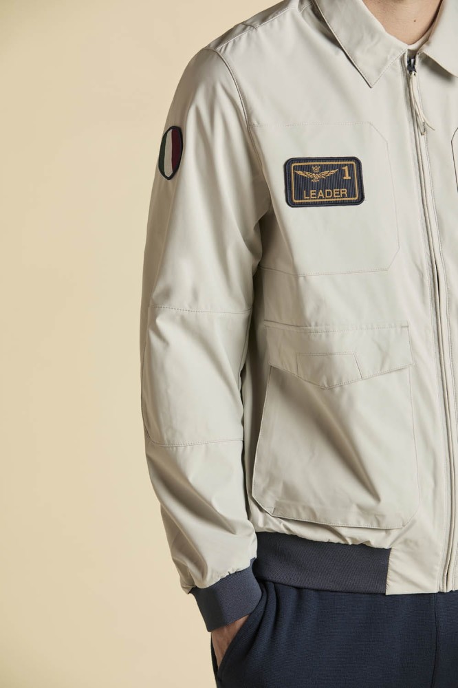 aeronauticamilitare_261ab3049uct04290_73078_pilot-jacket-in-technical-fabric_4.jpg