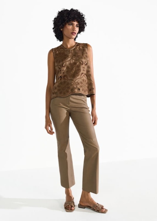 Przejdź do produktu RIANI  Haftowany brązowy top 